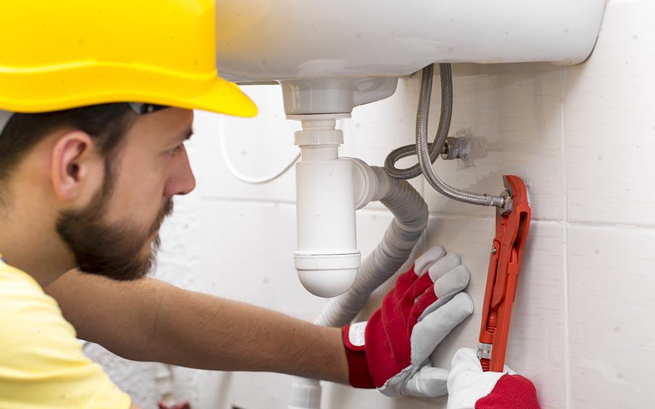 installation plomberie maison Élancourt